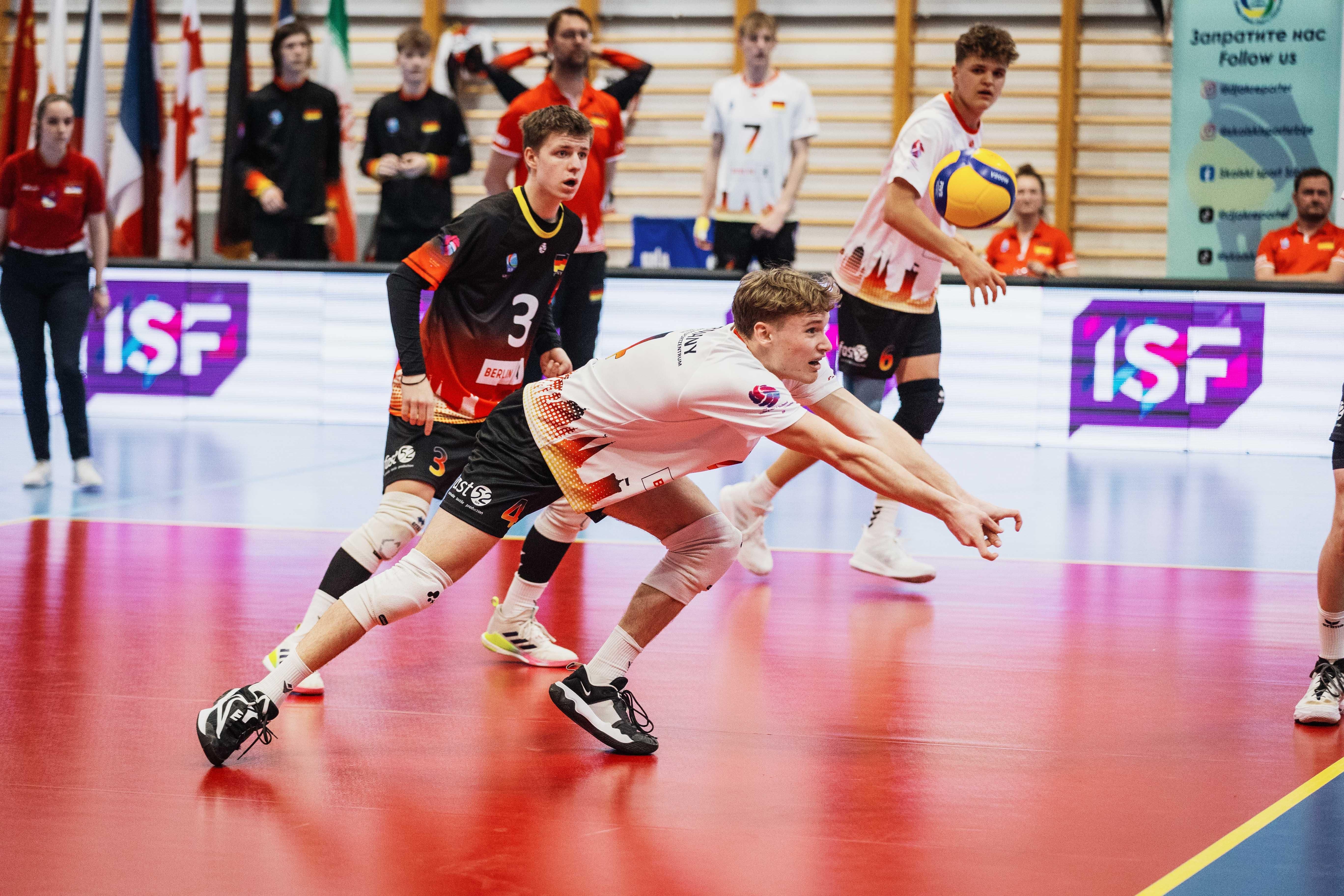 volleyball-day7-finalgame-5324.jpg Volleyball 2024 Final Boys