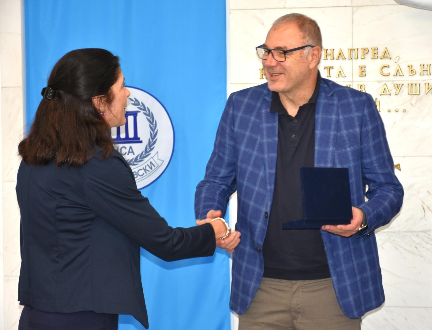 ISF President meet Bulgaria member