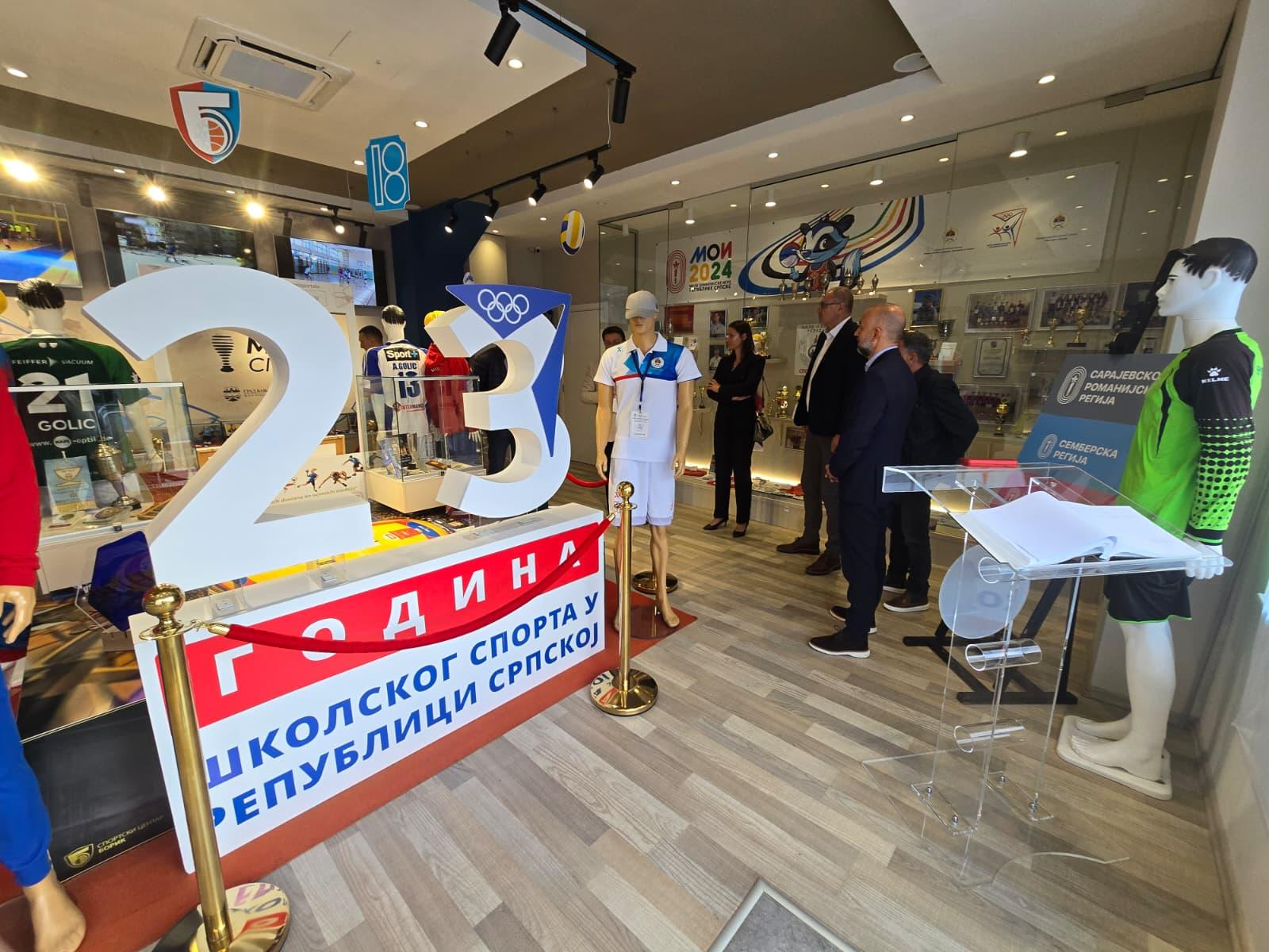 WhatsApp Image 2025-10-09 at 12.58.39.jpeg isf president ec srpska 2025