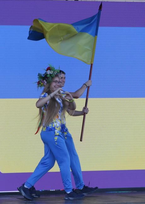 Ukrainian carrying the flag